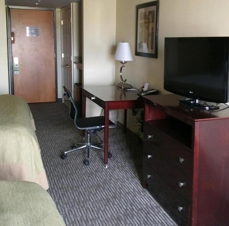 Wingate By Wyndham Dayton - Fairborn Hotel Exterior foto